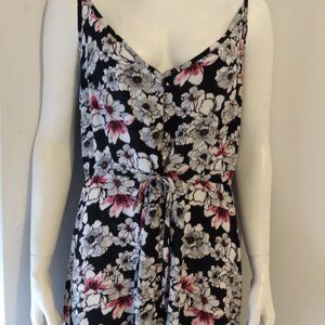 BETSEY JOHNSON Floral Dress